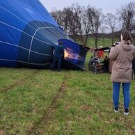 Jan Holub (Praha, 44) na letu balónem