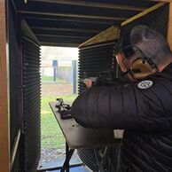 Ondřej Husák (Ostrava, 38) na Zážitkové střelbě: Malorážky - 9 zbraní