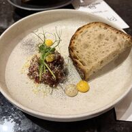 účastník zážitku (Praha, 28) na Omakase: Šestichodovém degustačním menu