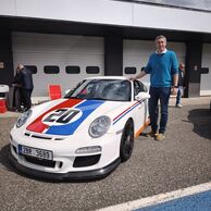 účastník zážitku (Říčany, 41) na Jízdě na okruhu v 6 generacích Porsche 911