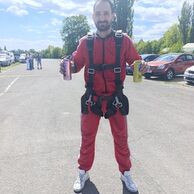 David Nesvadba (Prostějov, 30) na tandemovém sekoku padákem