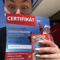 účastník zážitku (Valašské Meziříčí, 29) na tandemovém sekoku padákem