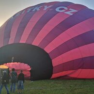 Miroslav Novák (Nový  Bydžov, 48) na letu balónem