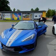 účastník zážitku (Nový Bydžov, 60) na Jízdě v supersportech na polygonu v Hradci Králové