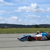 Radim Pretsch (Ostrava, 60) na Jízdě ve formuli na okruhu