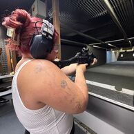 účastník zážitku (Kuřim, 23) na Zážitkové indoor střelbě: Česká zbrojovka – 6 zbraní