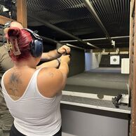 účastník zážitku (Kuřim, 23) na Zážitkové indoor střelbě: Česká zbrojovka – 6 zbraní