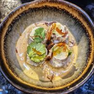 Šarlota Janáčková (Ústí nad Orlicí, 30) na Omakase: Šestichodovém degustačním menu