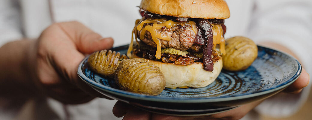 Kurz vaření: Burgery!