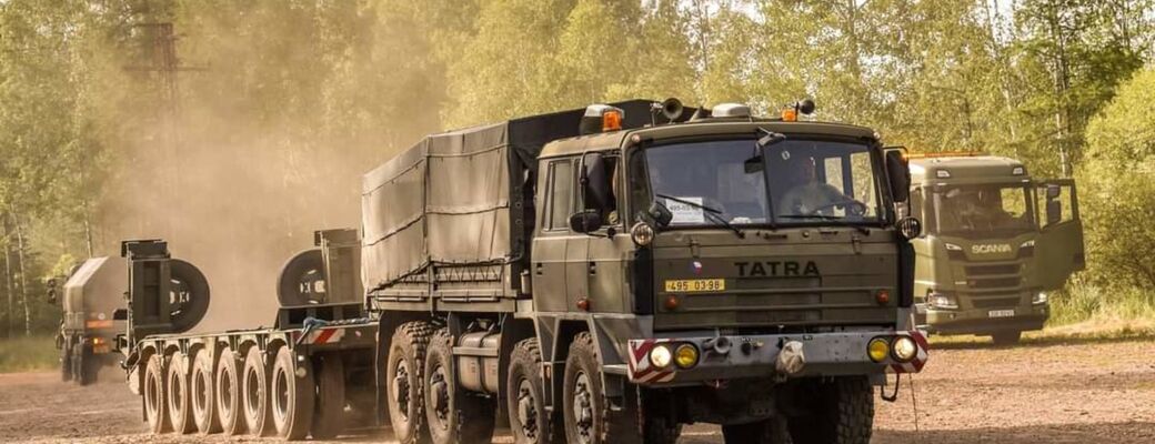 Tatra 815.