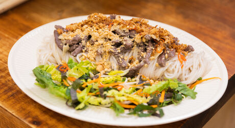 Vietnamská kuchyně (Bun Bo Nam Bo)