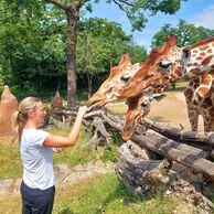 Iveta Hanušová (Přelouč, 34) na Ošetřovateli v ZOO