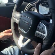 účastník zážitku (Bohušovice nad Ohří, 29) na Jízdě v Dodge Challenger