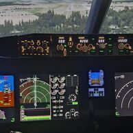 Vladimír Krist (Olomouc, 70) na Simulátoru letadla Boeing 737 MAX