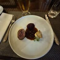 účastník zážitku na Luxusní noci s čtyřchodovou večeří v Chateau St. Havel